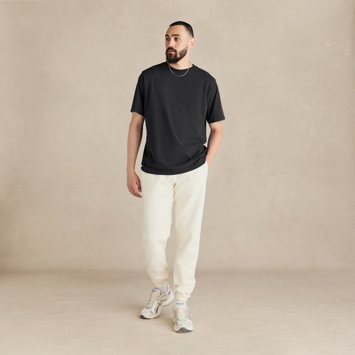 Robenti Heavyweight Organic Cotton T-Shirt in black