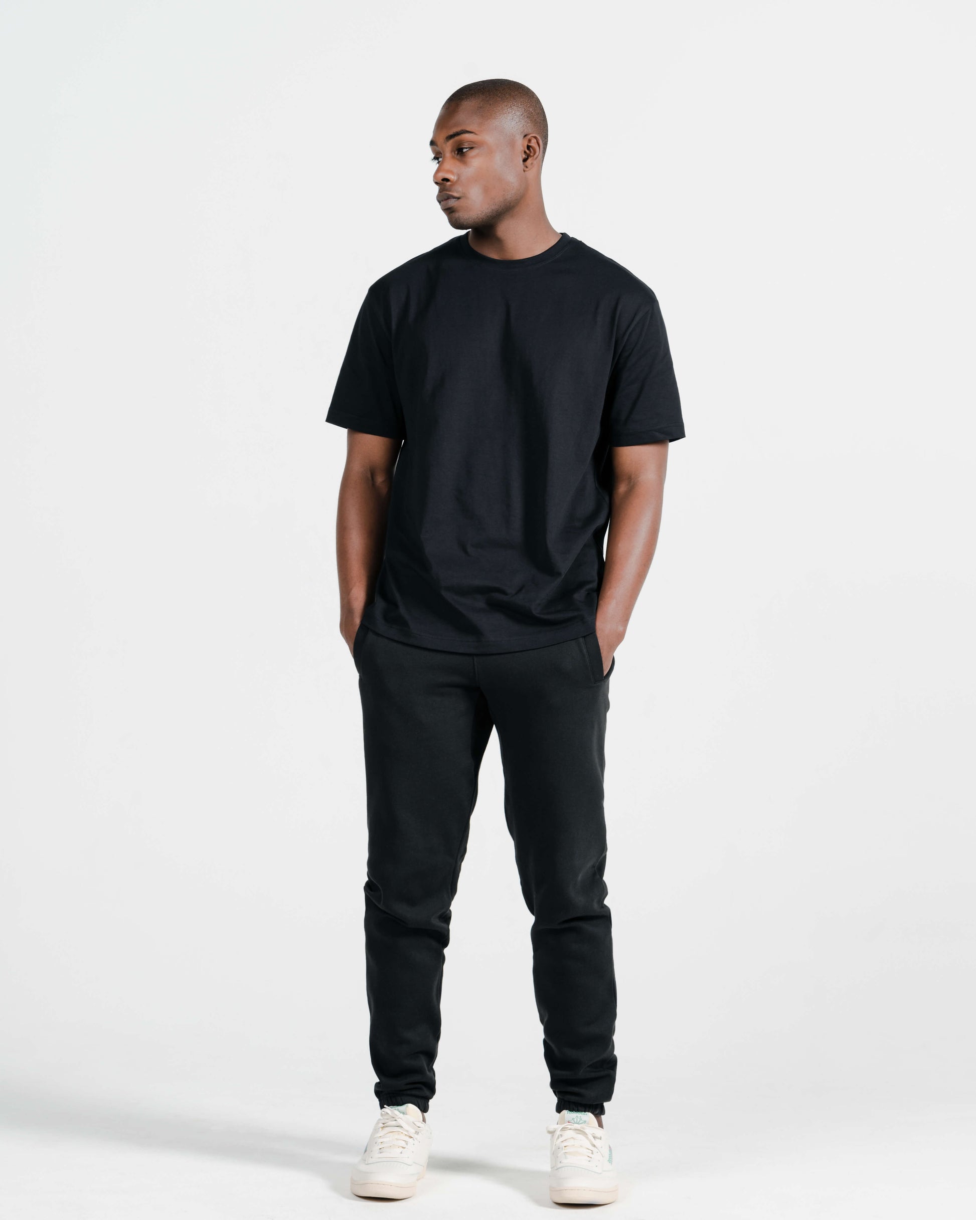 Model wearing Robenti Black PIMA Cotton T-Shirt