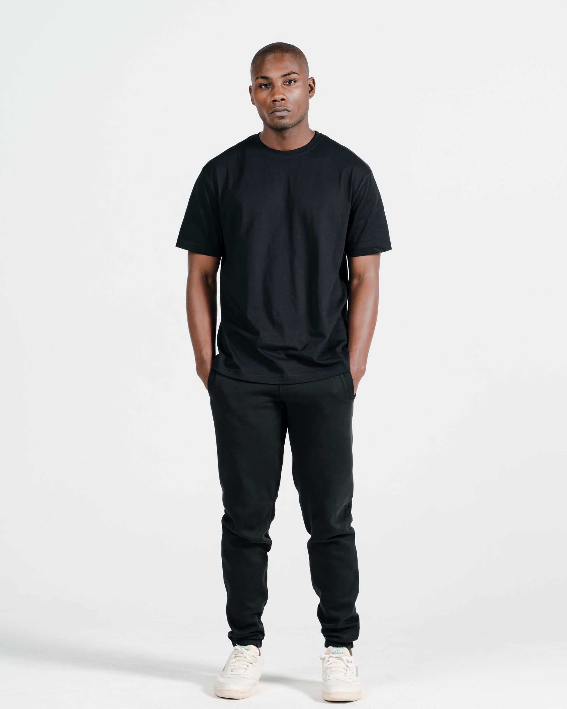 Model wearing Robenti Black PIMA Cotton T-Shirt