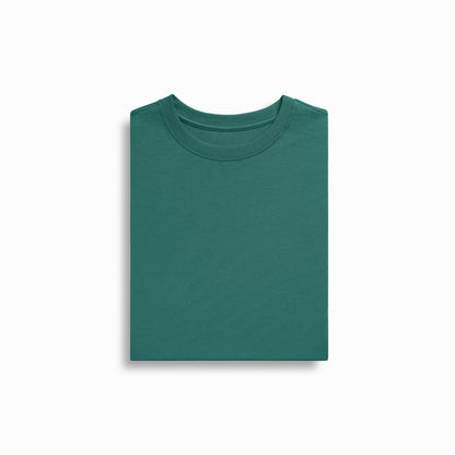 Close-up of PIMA cotton fabric on Robenti Evergreen T-Shirt